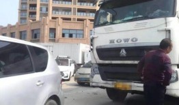 海丰交通事故最新爆料,多车相撞，伤亡情况紧急通报